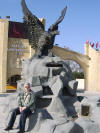 Prie įėjimo į universiteto miestelį (Erzurumas)